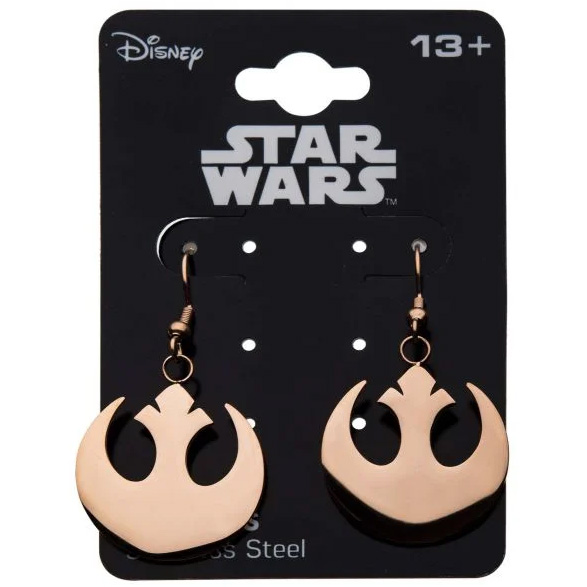 Exprimez votre allégeance avec ces boucles d’oreilles en acier inoxydable, ornées de l’emblème de l’Alliance Rebelle. Un bijou officiel Star Wars alliant style et symbolisme.