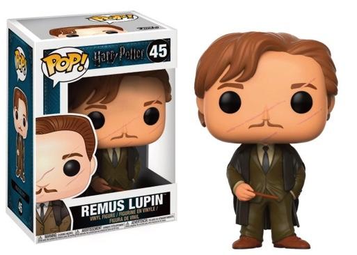 Représentant le professeur bien-aimé et loup-garou, cette figurine capture l'allure distinguée de Lupin avec son costume classique et son expression douce et réfléchie.
